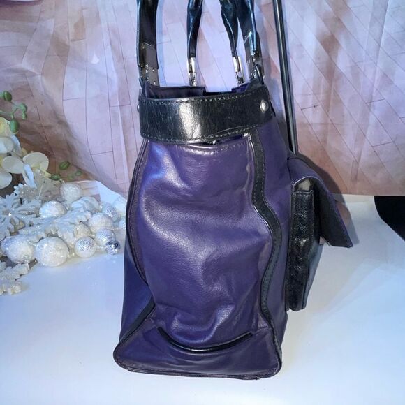 Walter Baker TwoTone Leather Tote XLarge - Picture 3 of 11